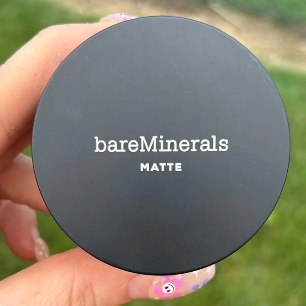 Brand New Bare Minerals Loose Matte SPF 15 Powder Foundation Fair Ivory 02